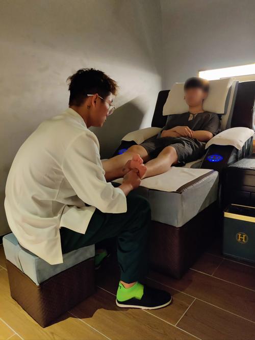 武汉桑拿全套_武汉哪里有服务好的桑拿_武汉桑拿店