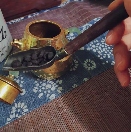 武汉小陈职业倦怠，品茶重寻生活平衡，经历超有启发